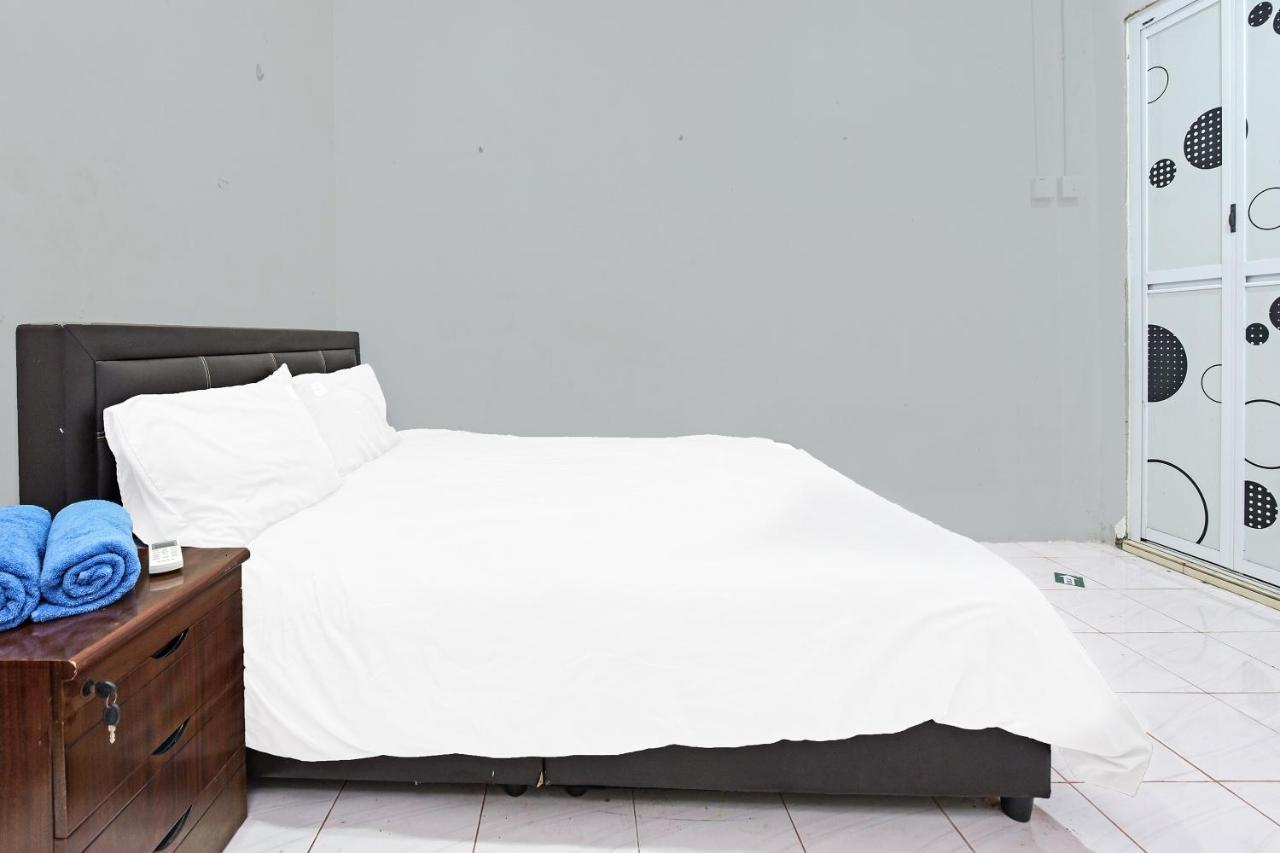 Oyo 90596 Casaria Inn Paka エクステリア 写真